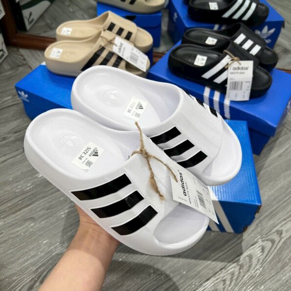 Dép Adidas Adifom Superstar đủ màu chuẩn Auth 99%, thiết kế slip-on, chất liệu mút xốp Cloudfoam, logo 3 sọc nổi bật.