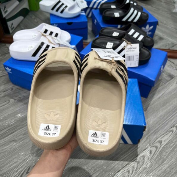 Dép Adidas Adifom Superstar đủ màu chuẩn Auth 99%, thiết kế slip-on, chất liệu mút xốp Cloudfoam, logo 3 sọc nổi bật.