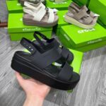 [Ảnh Thật] Giày Nữ Crocs Brooklyn Upper Low Wedge – Đủ Màu, Bản VIP Chuẩn Auth 99% 16