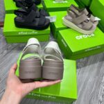 [Ảnh Thật] Giày Nữ Crocs Brooklyn Upper Low Wedge – Đủ Màu, Bản VIP Chuẩn Auth 99% 16