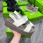 [Ảnh Thật] Giày Nữ Crocs Brooklyn Upper Low Wedge – Đủ Màu, Bản VIP Chuẩn Auth 99% 16
