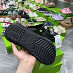 Dép Crocs Crush Sandal Hai Quai Đế Cao 6CM Đen – Bản VIP Chuẩn Auth 6