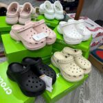 [Ảnh Thật] Giày Clog Nữ Crocs Bae Đế 6CM – Đủ Màu, Bản Đẹp Chuẩn Auth 99%, Tặng Full Charm 4