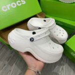 [Ảnh Thật] Dép Clog Unisex Crocs Bella Trắng – Bản VIP Chuẩn Auth 99%, Tặng Charms 4
