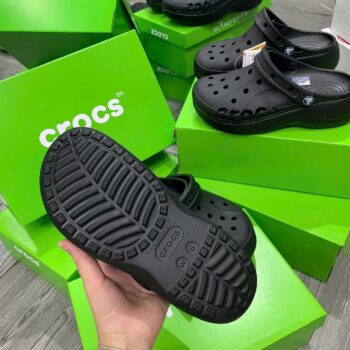 Crocs Baya Platform Clogs đen, giày nữ, bản VIP chuẩn Auth 99%, đế cao 4.7cm, chất liệu Croslite, lỗ thoáng khí, quai sau xoay.